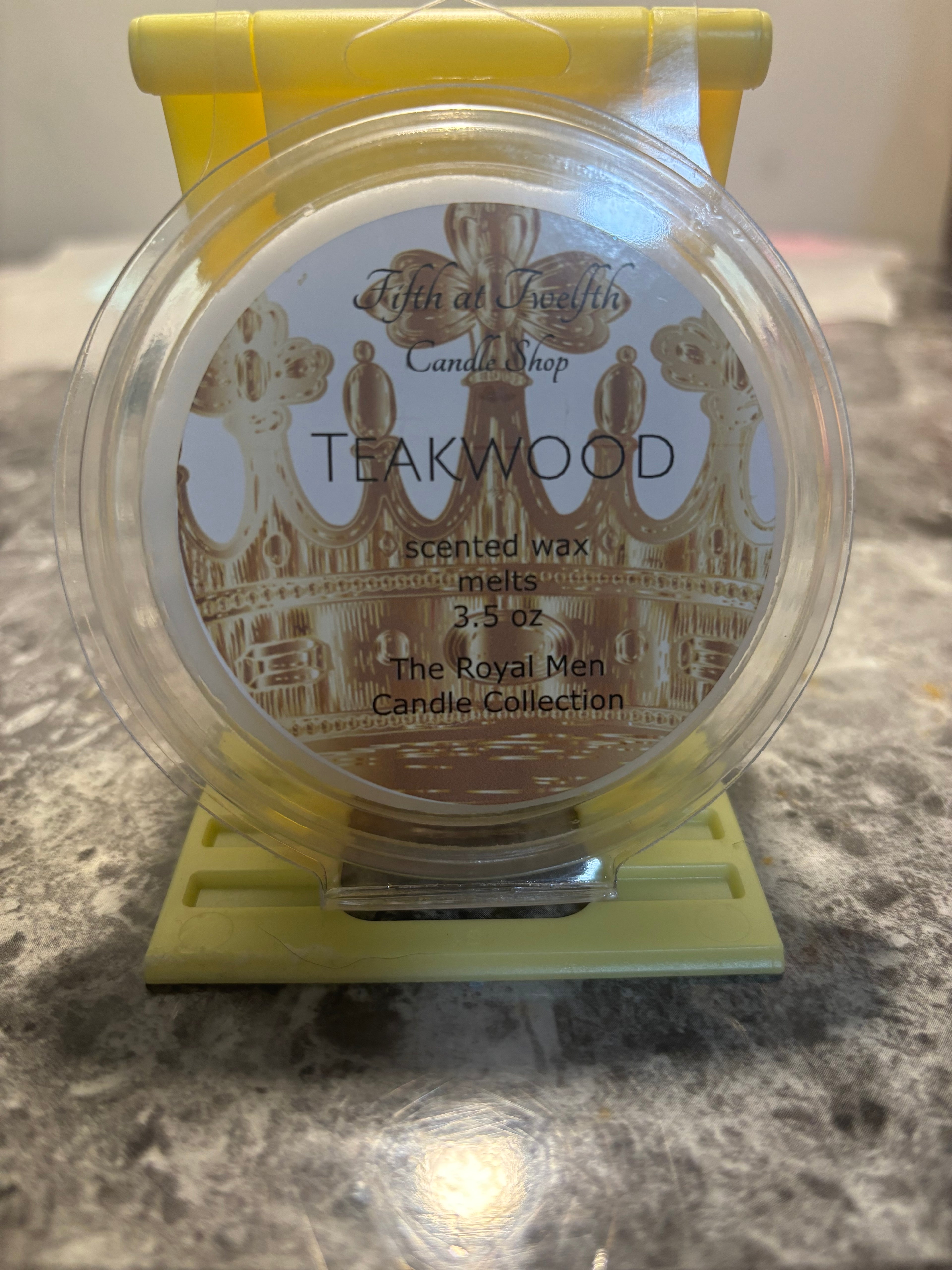 The Royal Men Candles